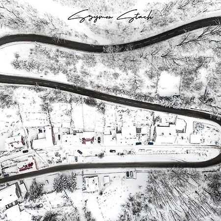 W Sercu Srebrnej Gory Сребрна Гура Экстерьер фото